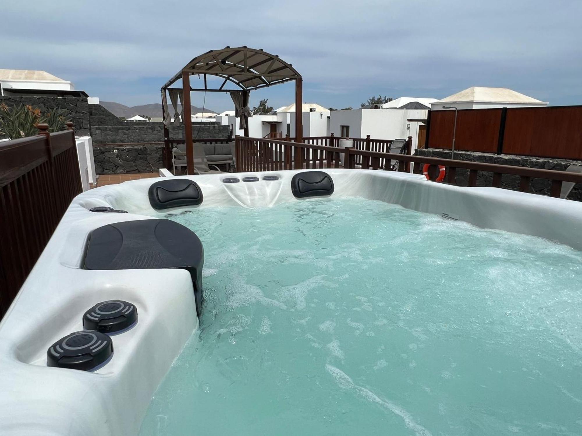 Villa 61 Playablanca Lanzarote Pool Spa Playa Blanca  Esterno foto