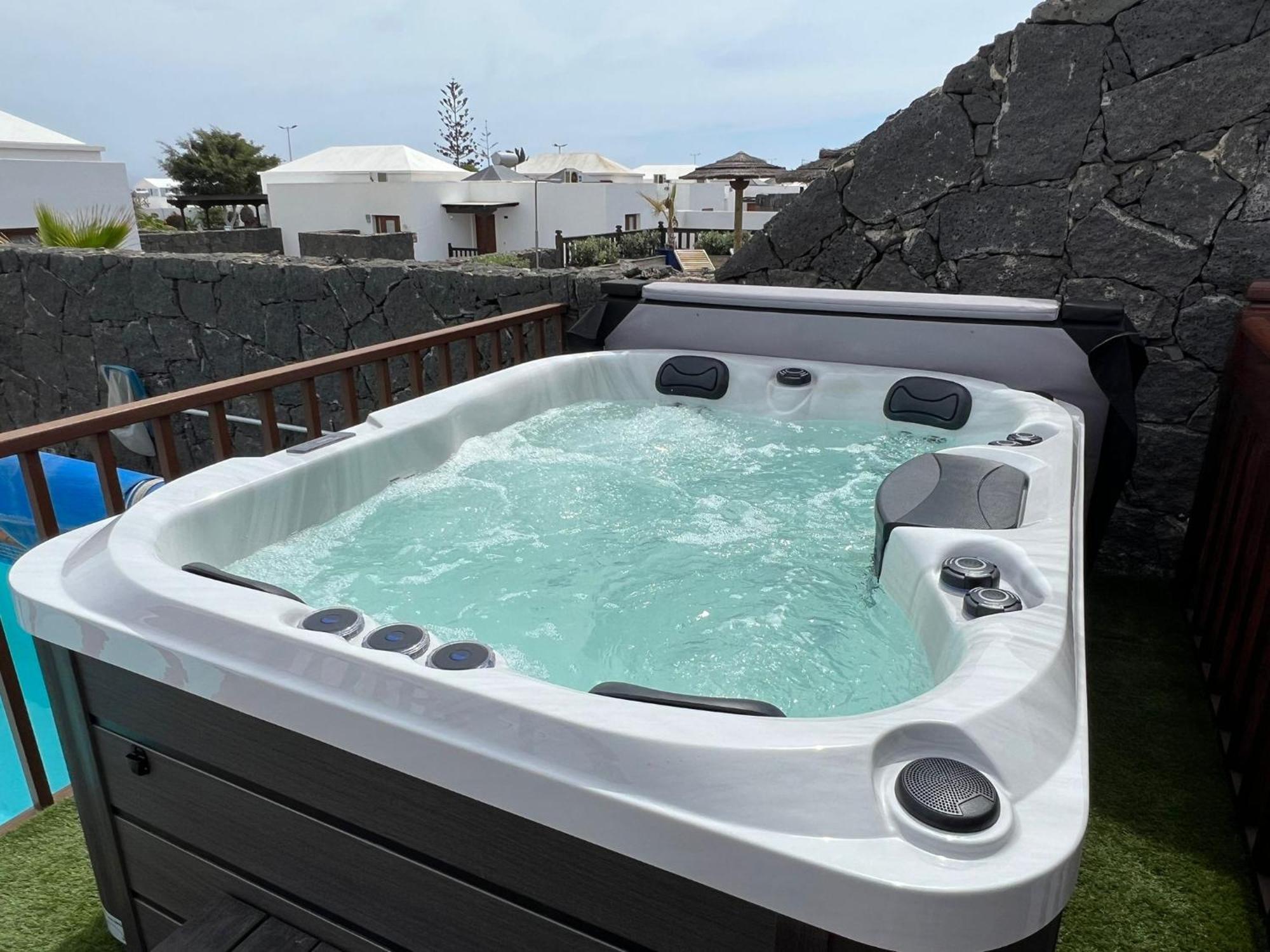 Villa 61 Playablanca Lanzarote Pool Spa Playa Blanca  Esterno foto