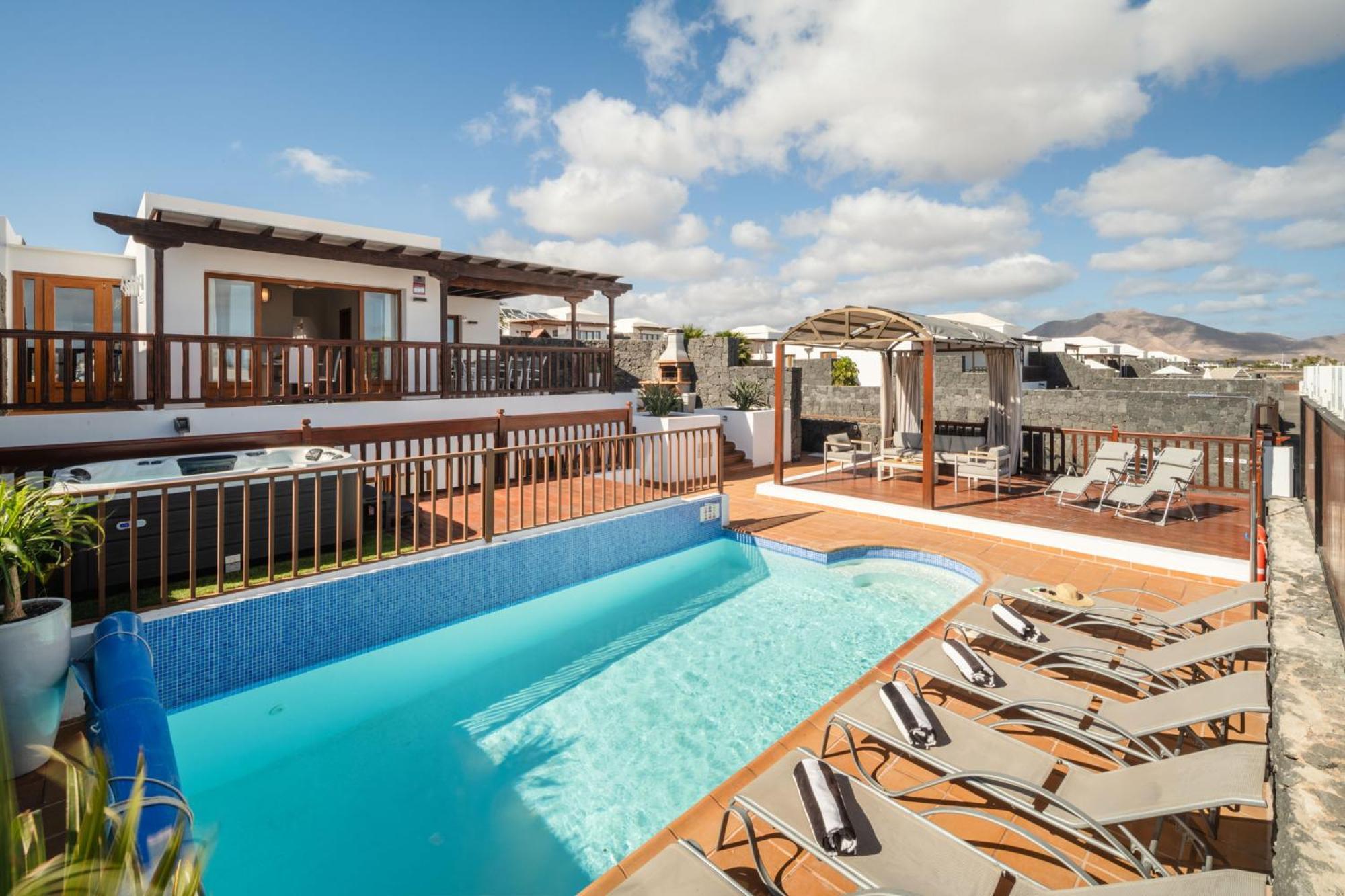 Villa 61 Playablanca Lanzarote Pool Spa Playa Blanca  Esterno foto